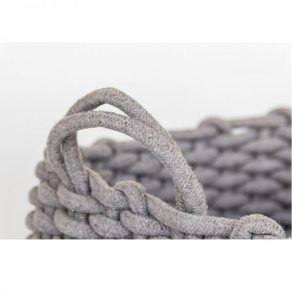 cesta ganchillo de la ropa hecha a mano