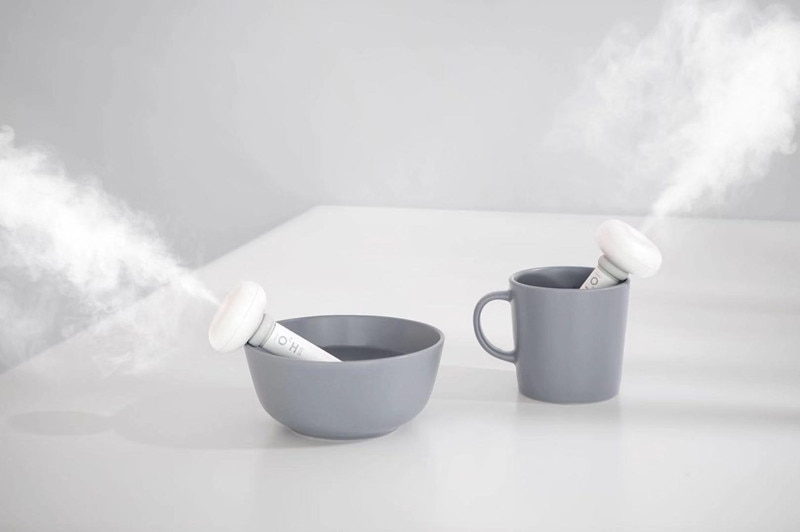 humidificador ultrasonico portatil en taza gris